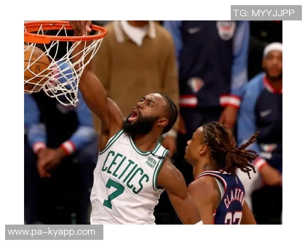 乌度卡谈杜兰特的重要性：逆境中他的存在是球队的奢侈品